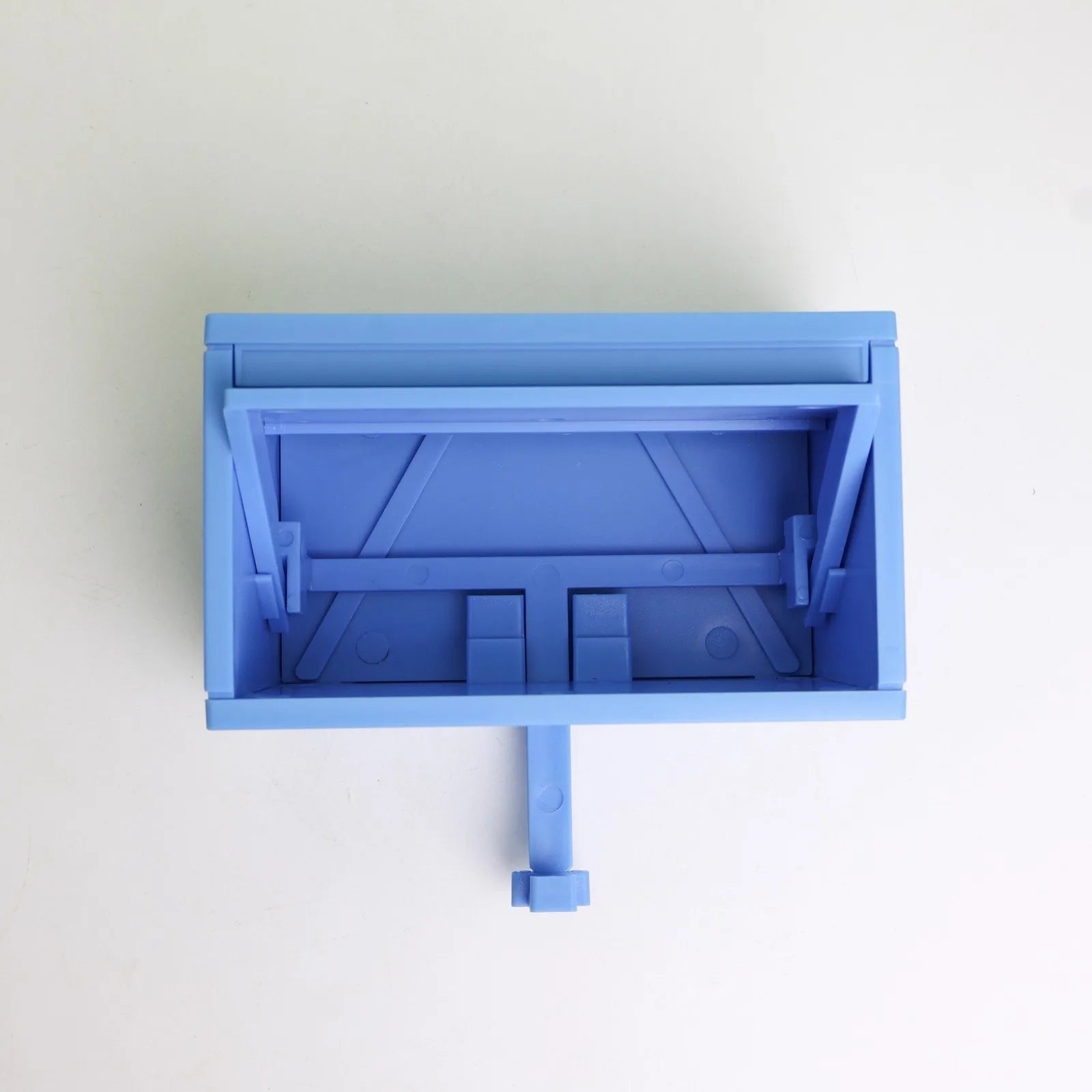 Fun 3D Car Key Holder for Busy Family Homes – Playful Garage-Style Wall-Mounted Key Organiser