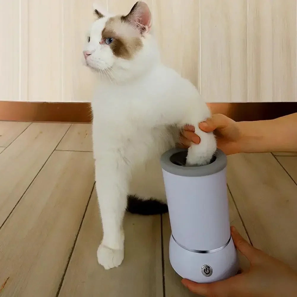 Electric Dog Paw Cleaner – Easy Paw Washing Cup for Muddy Walks & Busy Family Homes