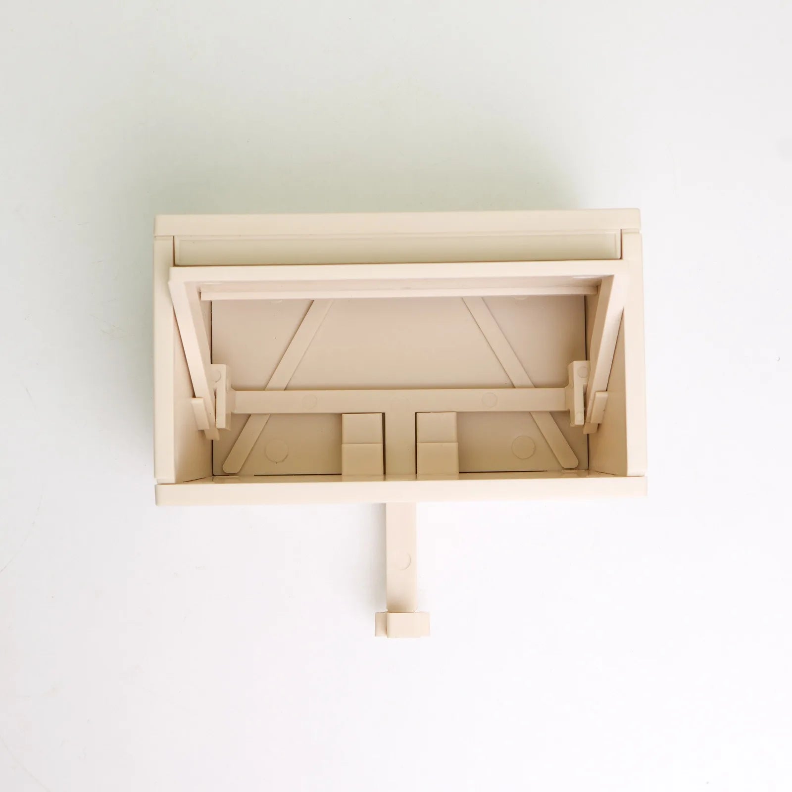 Fun 3D Car Key Holder for Busy Family Homes – Playful Garage-Style Wall-Mounted Key Organiser